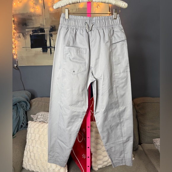 Varley Eastwood Cargo Pants Gray XS Drawstring Zip Hem NWT - Picture 8 of 8